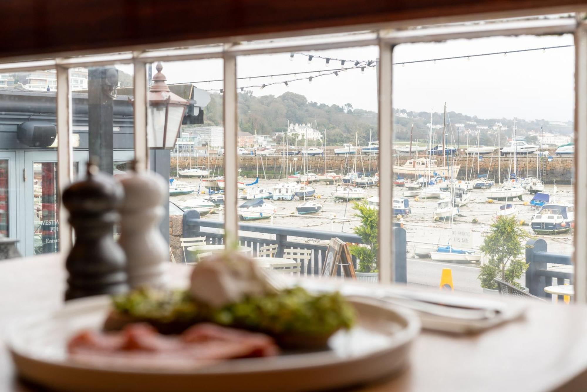 Old Court House Inn 세인트오빈 외부 사진